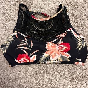 ROXY bikini top! size medium